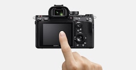 Камера α7R III з 35-міліметровою повнокадровою матрицею та